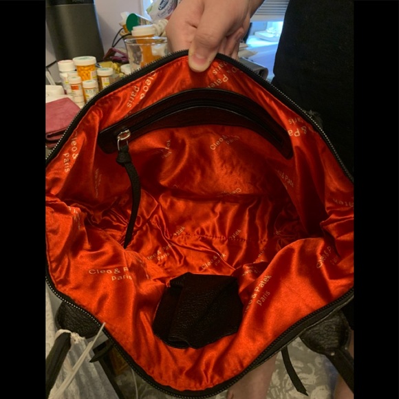 NWT. Genuine leather bag with pony fur pockets. - Picture 6 of 8